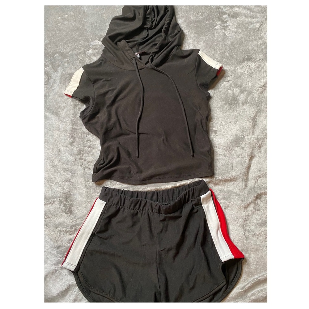 Two piece set